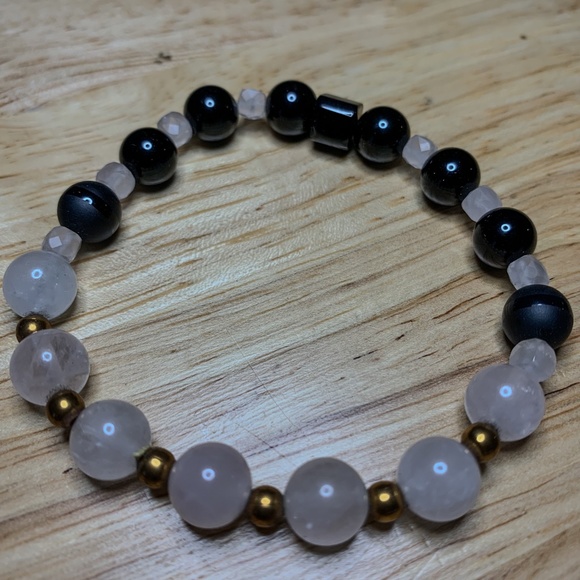 Crystal Rose Quartz Healing Bracelet - Picture 4 of 5